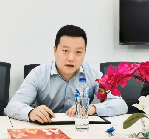 宇更新改造调研会议上领导分享案例_中企物业