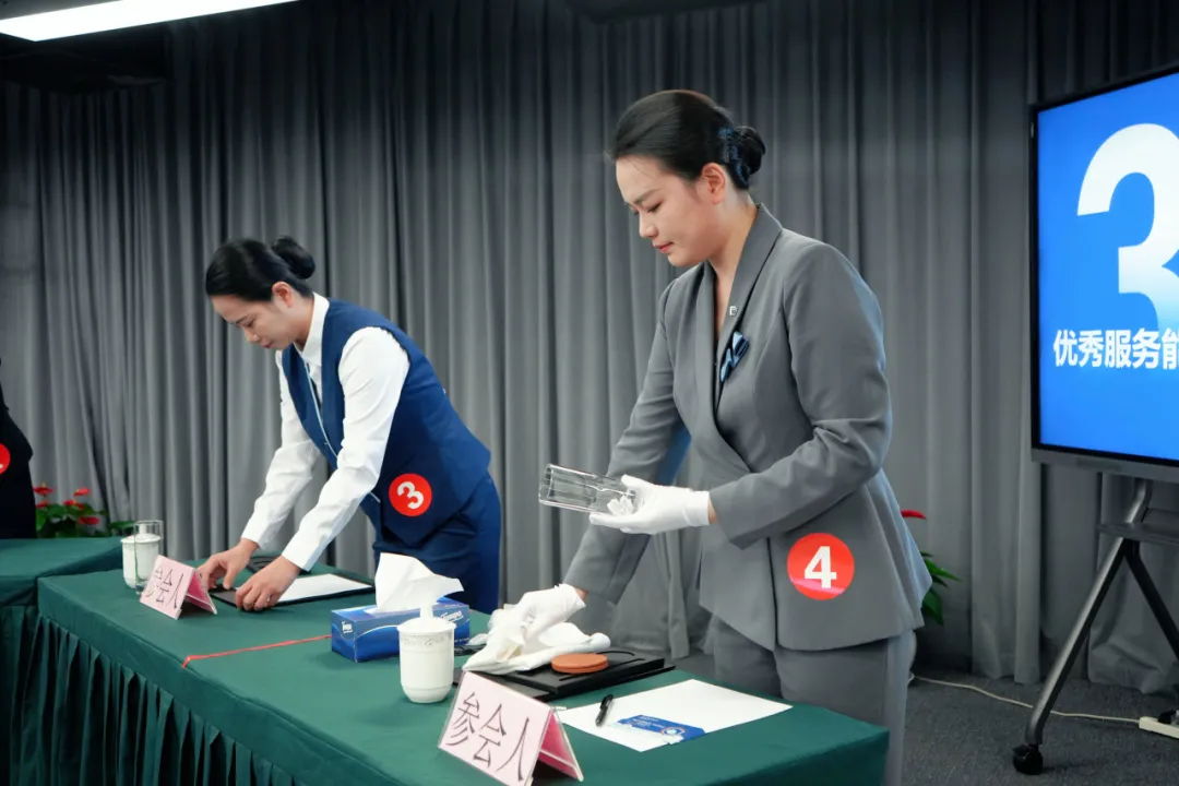 微信图片_2025-11-28_210628_875.png 微信图片_2025-11-28_210628_875.png