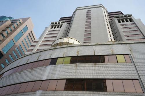 港泰广场面临诸多严峻挑战_物业公司